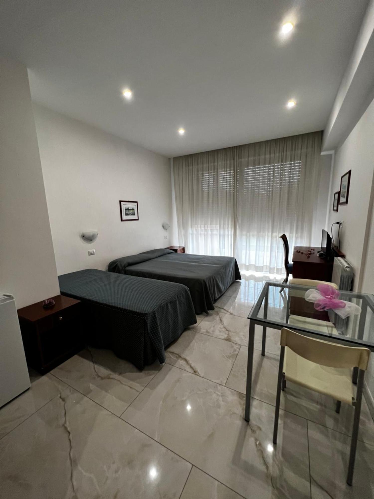 Parco Tirreno Hotel Róma Kültér fotó