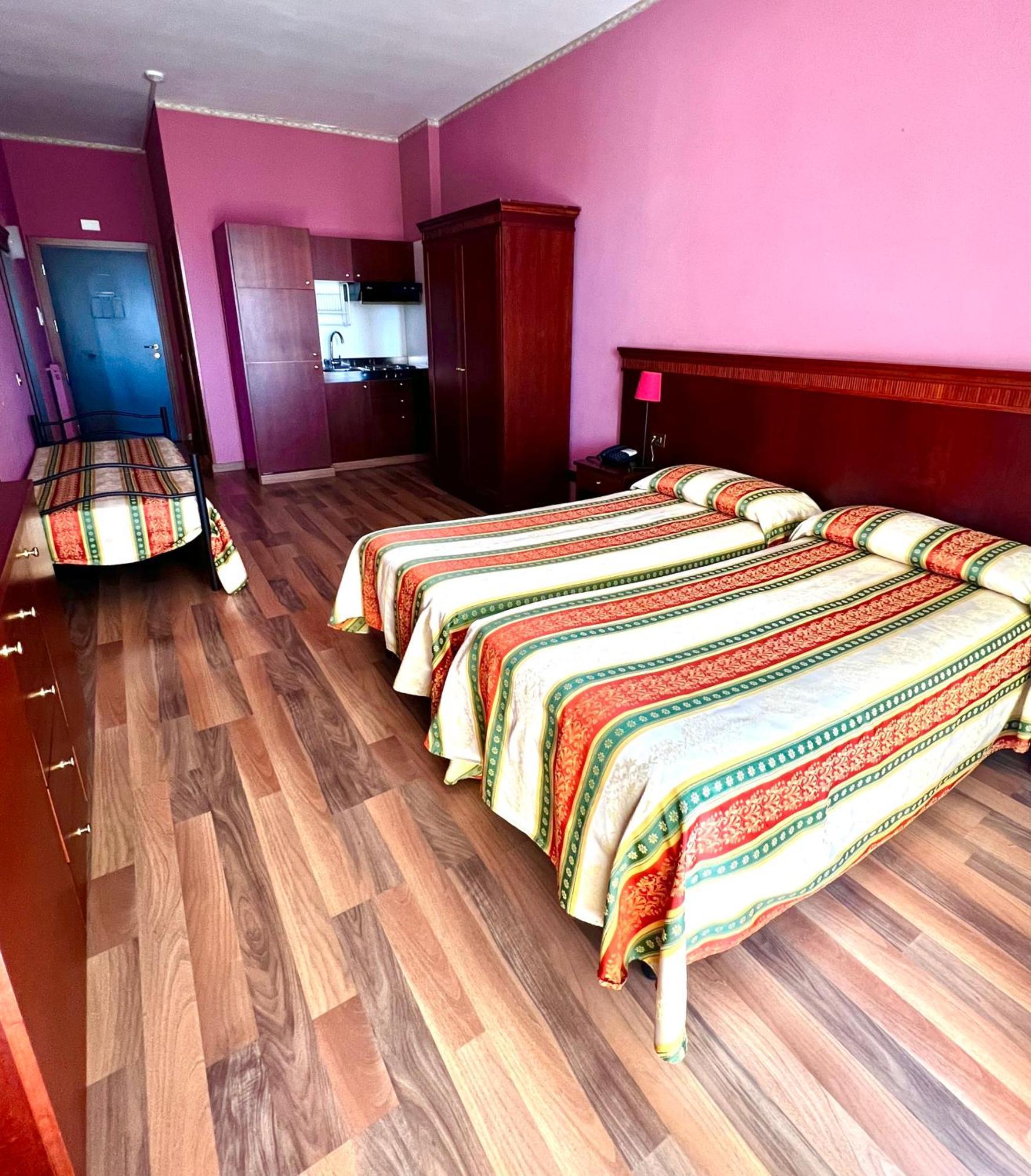 Parco Tirreno Hotel Róma Kültér fotó